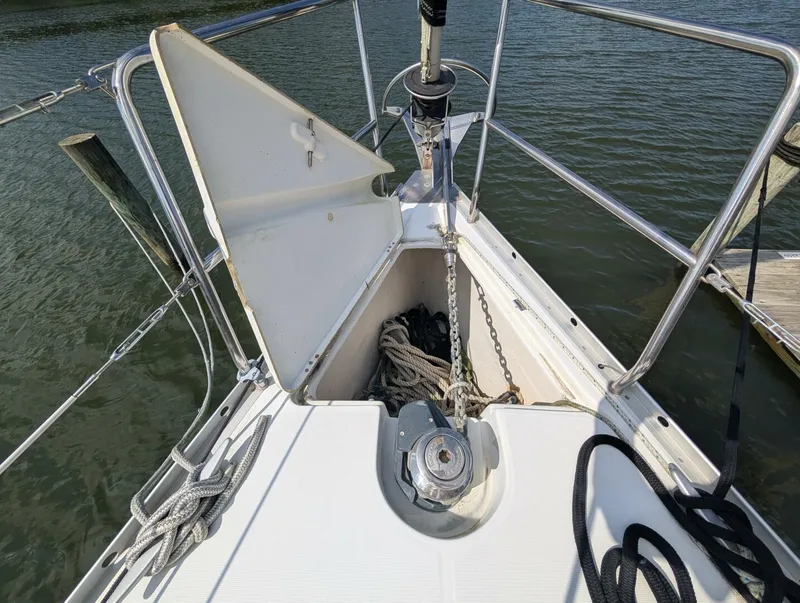 Slide: The Image of Beneteau 373 2006 - 5600757