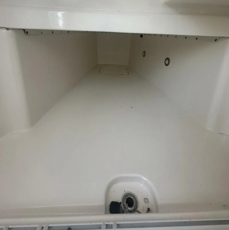 Slide: The Image of Everglades 350 Center Console 2007 - 5600805