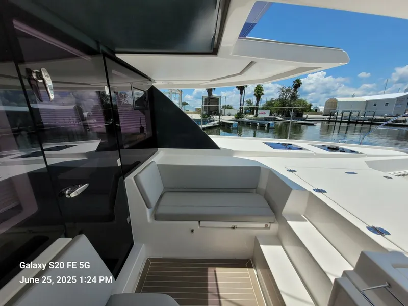 Slide: The Image of Leopard 45 2022 - 5601035