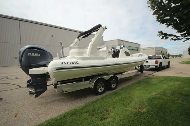 Slide: The Image of Zodiac Medline 9 NEO 2024 - 5601161