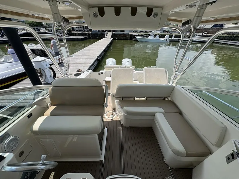 Slide: The Image of 2009 Wellcraft 340 Coastal - 5601250