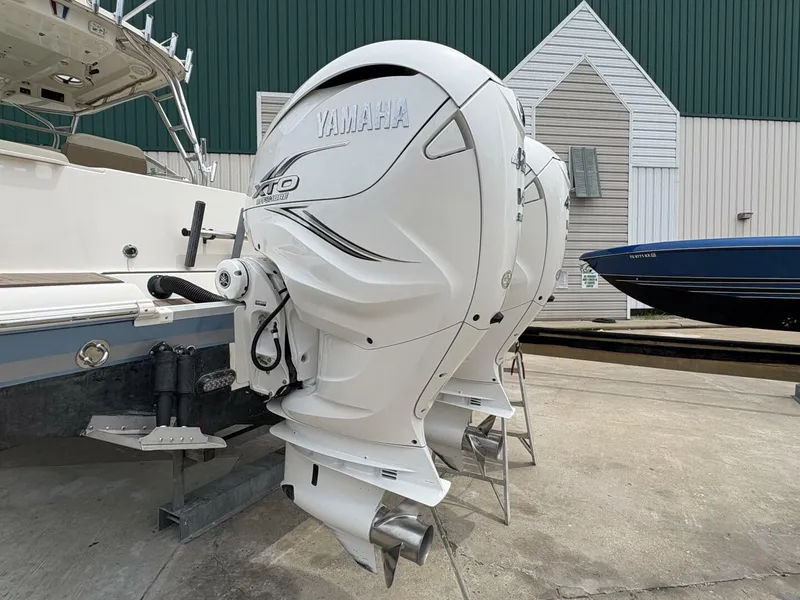 Slide: The Image of 2009 Wellcraft 340 Coastal - 5601235