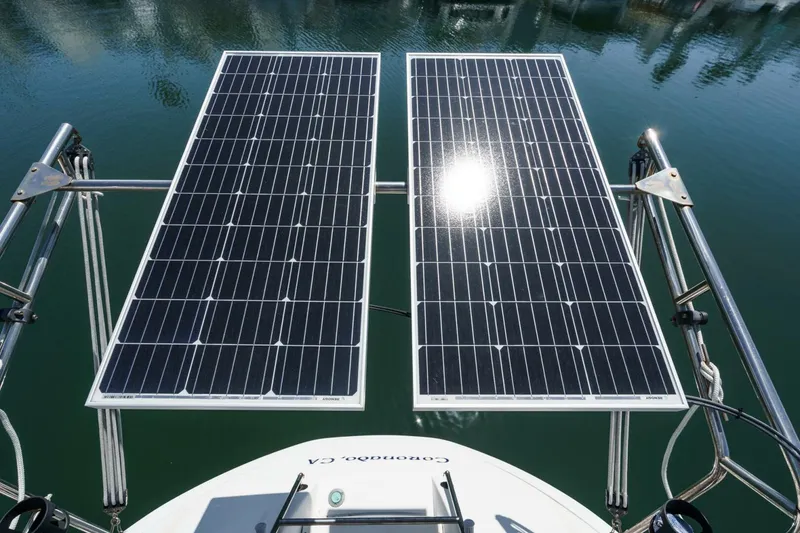 Slide: The Image of Hunter 37 1988 - 5604115