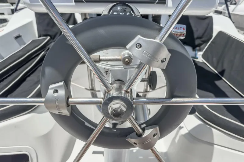 Slide: The Image of Hunter 37 1988 - 5604123