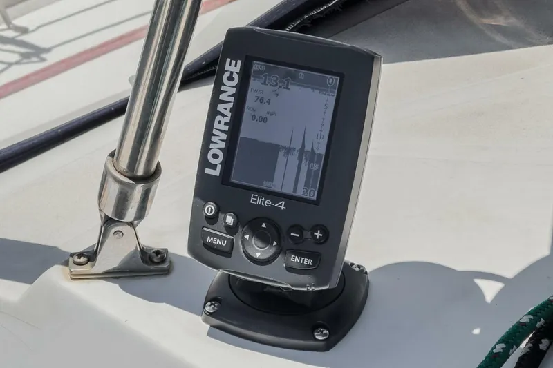 Slide: The Image of Hunter 37 1988 - 5604124