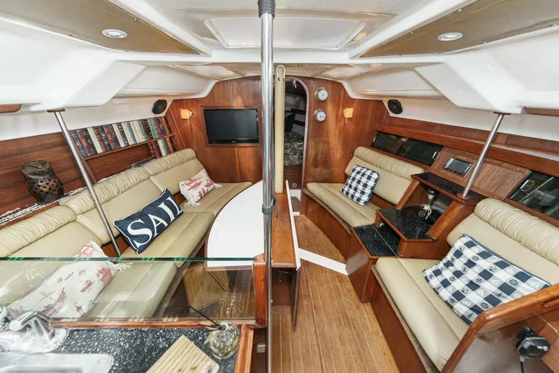 Slide: The Image of Hunter 37 1988 - 5604138