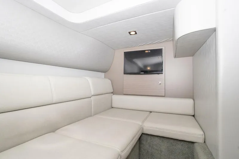 Slide: The Image of Formula 37 Performance Cruiser 2018 - 5601704