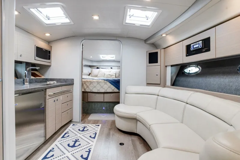 Slide: The Image of Formula 37 Performance Cruiser 2018 - 5601708