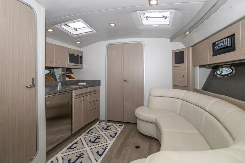 Slide: The Image of Formula 37 Performance Cruiser 2018 - 5601710