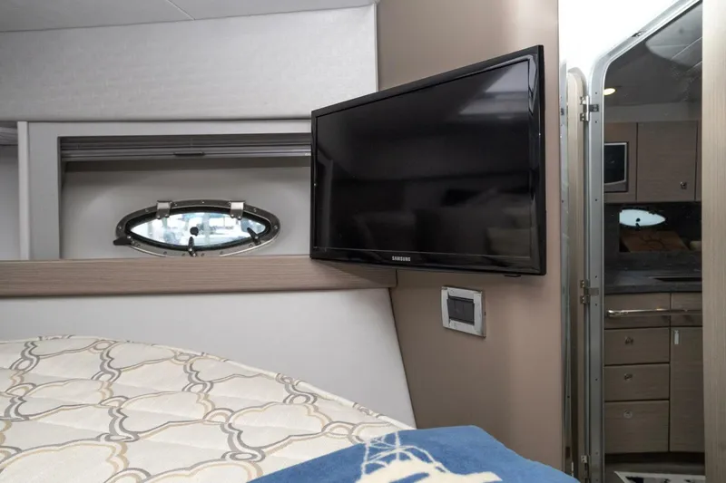 Slide: The Image of Formula 37 Performance Cruiser 2018 - 5601716