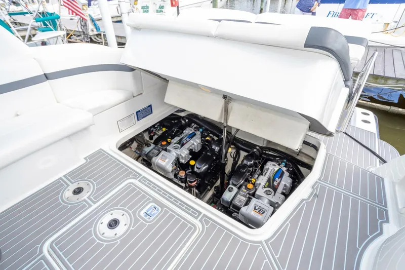 Slide: The Image of Formula 37 Performance Cruiser 2018 - 5601728