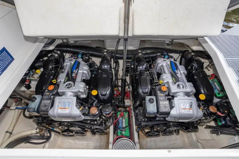 Slide: The Image of Formula 37 Performance Cruiser 2018 - 5601730