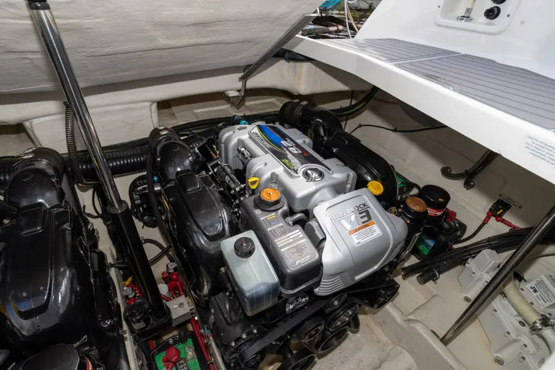 Slide: The Image of Formula 37 Performance Cruiser 2018 - 5601732