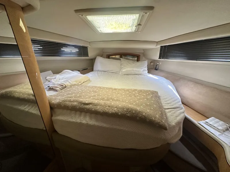 Slide: The Image of Sea Ray 450 Sundancer 1998 - 5601665