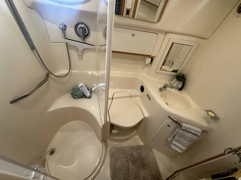 Slide: The Image of Sea Ray 450 Sundancer 1998 - 5601668