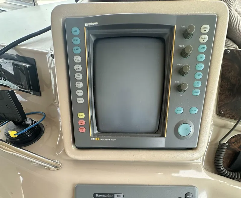 Slide: The Image of Sea Ray 450 Sundancer 1998 - 5601697