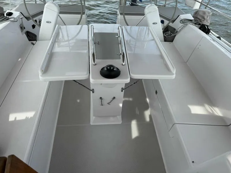 Slide: The Image of Catalina 425 2022 - 5602963