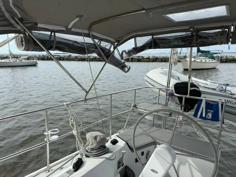 Slide: The Image of Catalina 425 2022 - 5602968