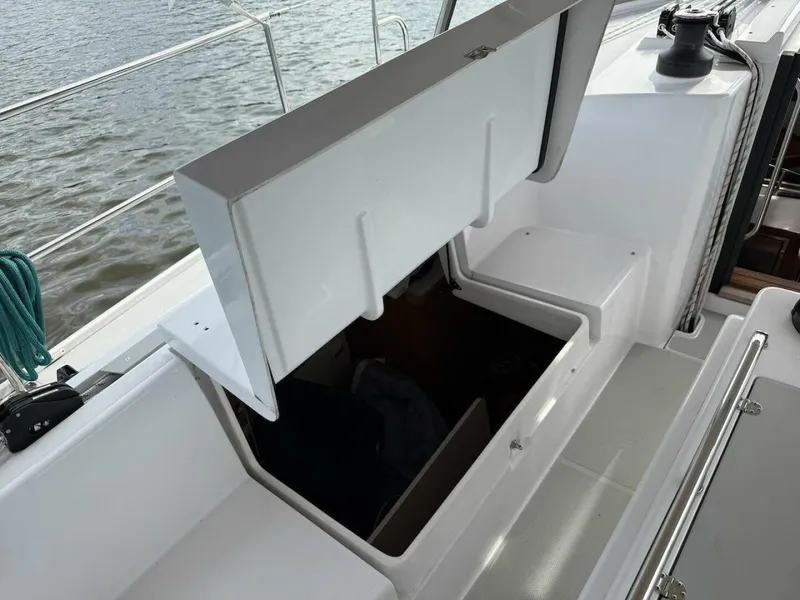 Slide: The Image of Catalina 425 2022 - 5602969