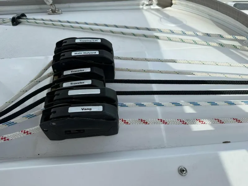 Slide: The Image of Catalina 425 2022 - 5602973