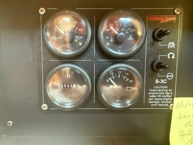 Slide: The Image of Catalina 425 2022 - 5603004