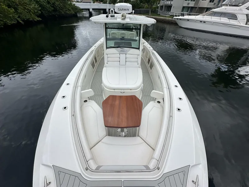 Slide: The Image of Boston Whaler 370 Outrage 2015 - 5634437
