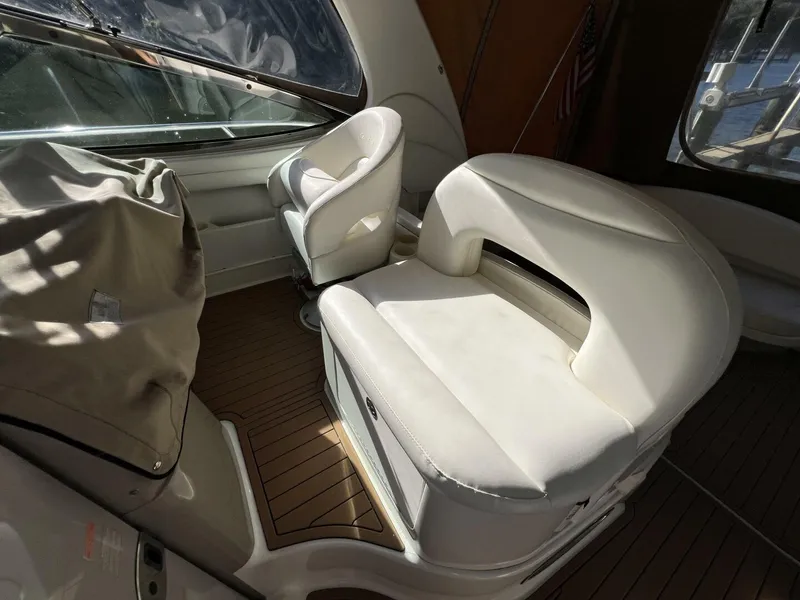 Slide: The Image of 2002 Sea Ray 360 Sundancer Helm Seating - 5645769