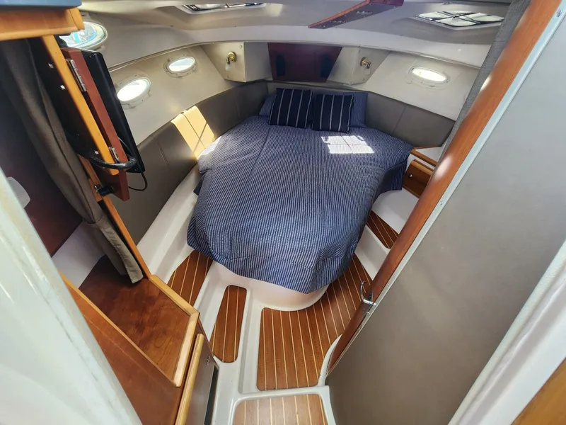 Slide: The Image of Imgi_16_2020 Cutwater C 32 Cb Power 9928658 20250829141220564 8 - 5603848