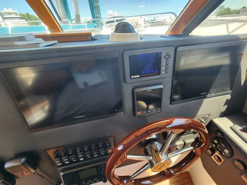 Slide: The Image of Imgi_24_2020 Cutwater C 32 Cb Power 9928658 20250829141220627 16 - 5603864