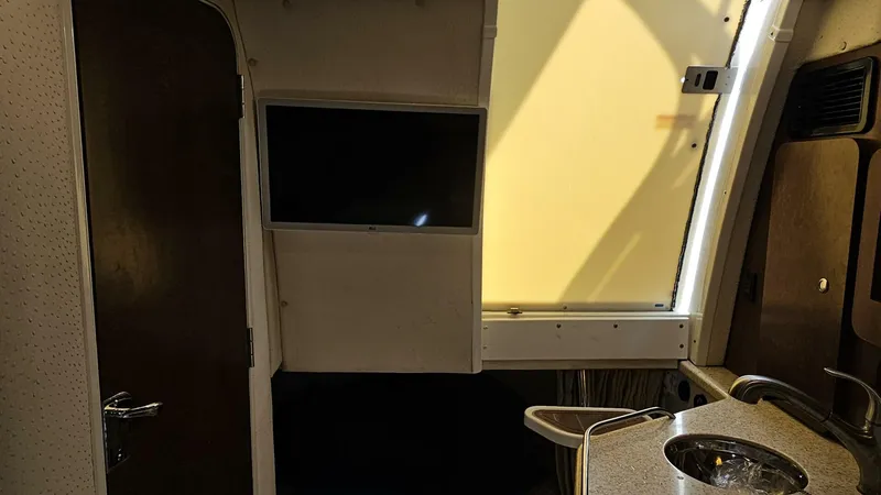 Slide: The Image of Hydra-Sports 3500 VX Repowered 2008 - 5604179