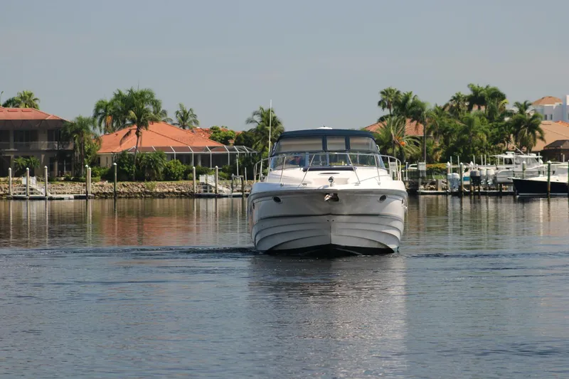 Slide: The Image of Regal 4260 Commodore 2002 - 5605027