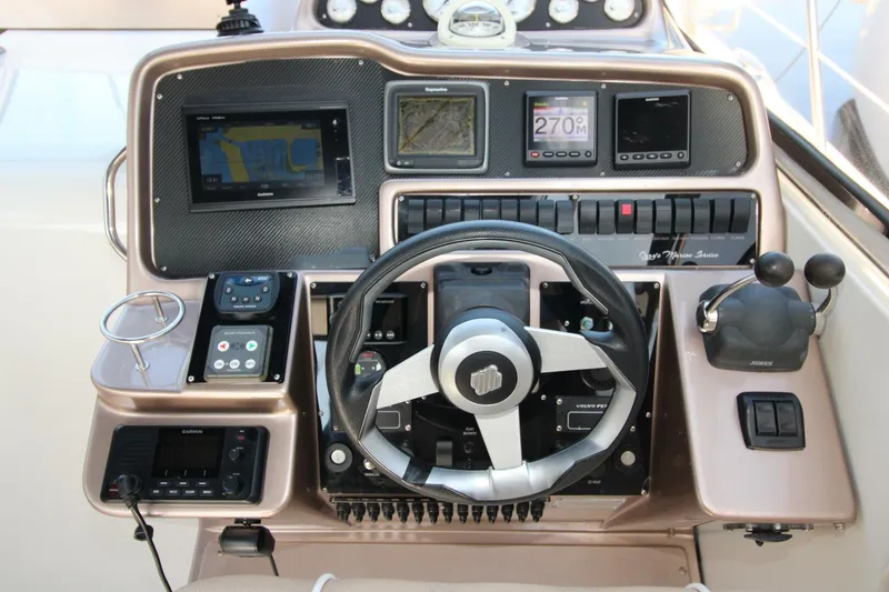 Slide: The Image of Regal 4260 Commodore 2002 - 5605044