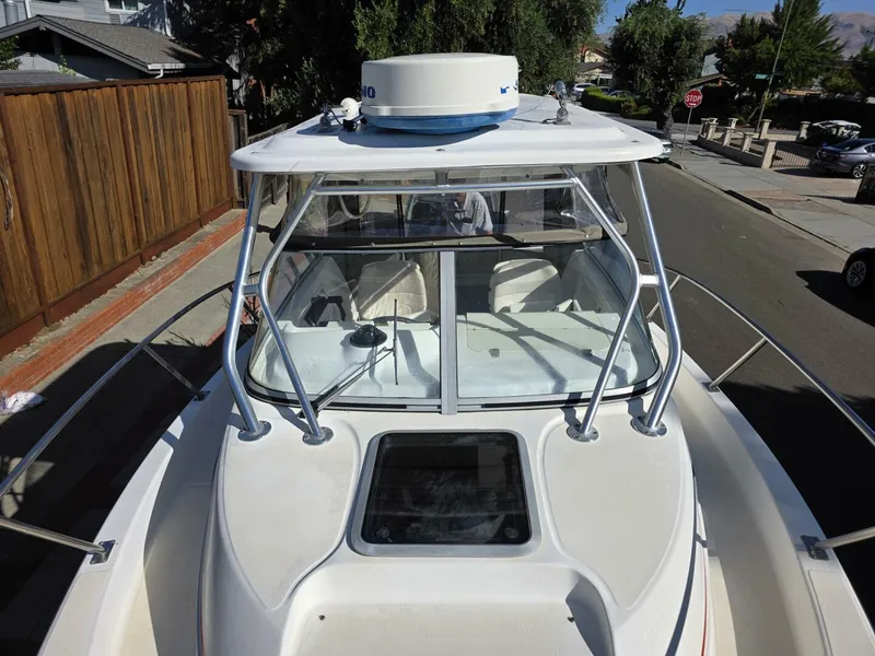 Slide: The Image of Boston Whaler 255 Conquest 2003 - 5605805