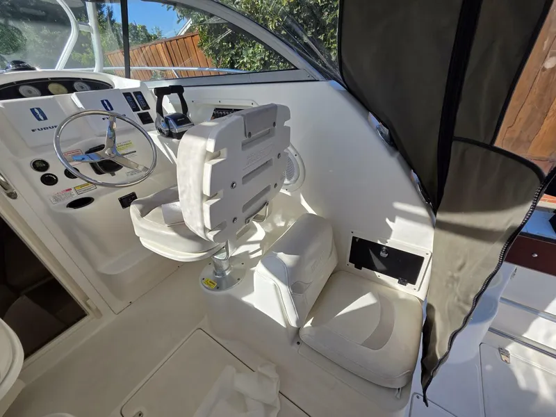 Slide: The Image of Boston Whaler 255 Conquest 2003 - 5605807