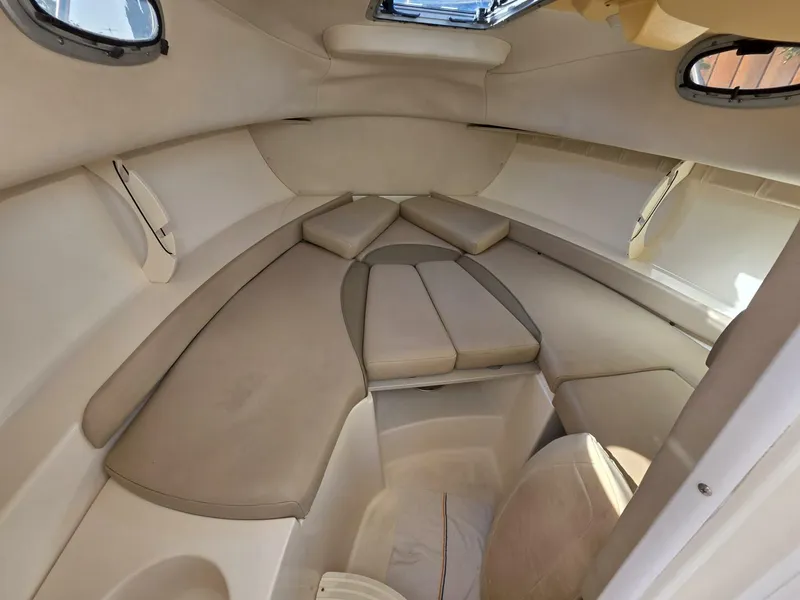 Slide: The Image of Boston Whaler 255 Conquest 2003 - 5605814