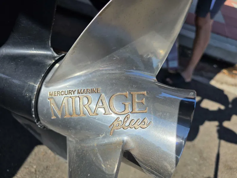 Slide: The Image of Boston Whaler 255 Conquest 2003 - 5605799