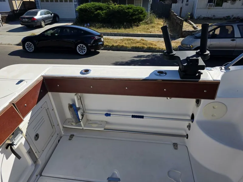 Slide: The Image of Boston Whaler 255 Conquest 2003 - 5605802