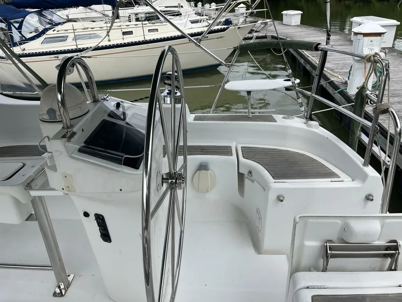 Slide: The Image of Beneteau 423 2005 - 5606150