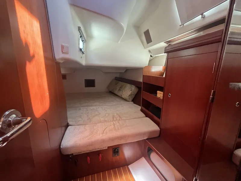 Slide: The Image of Beneteau 423 2005 - 5606171