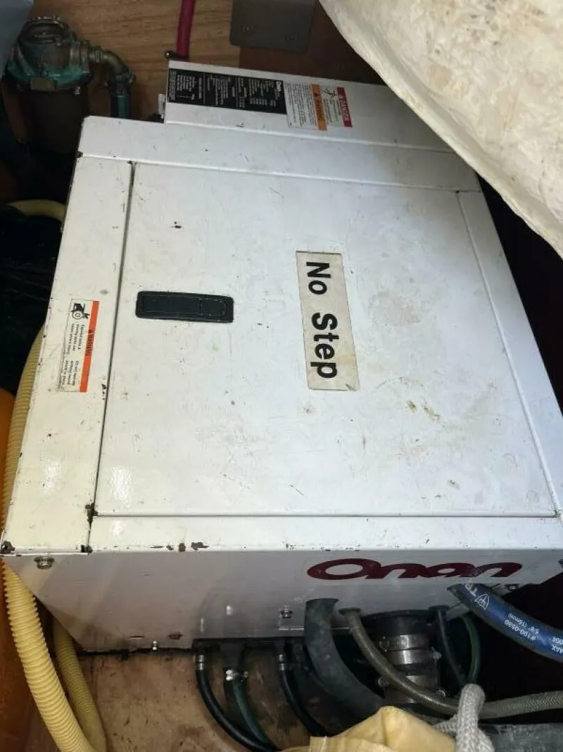 Slide: The Image of Beneteau 423 2005 - 5606182