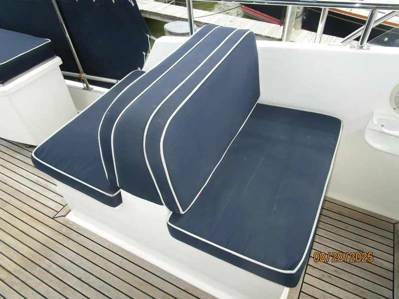 Slide: The Image of 42' Grand Banks flybridge port forward seating - 5614223