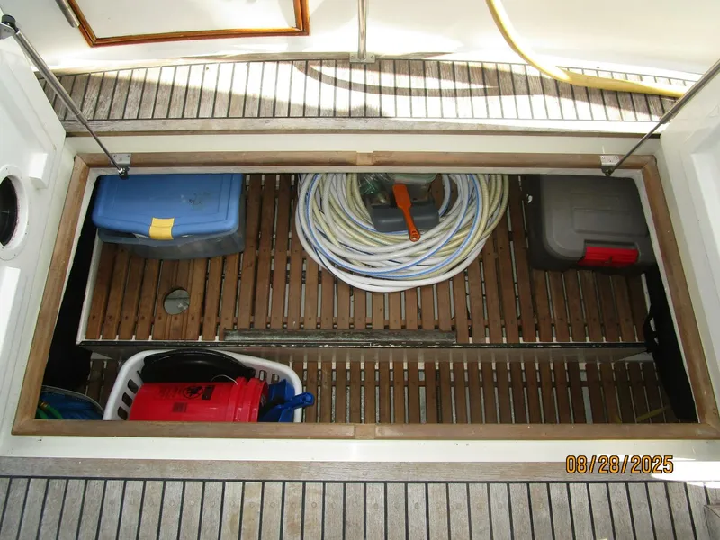 Slide: The Image of 42' Grand Banks lazarette access - 5615569