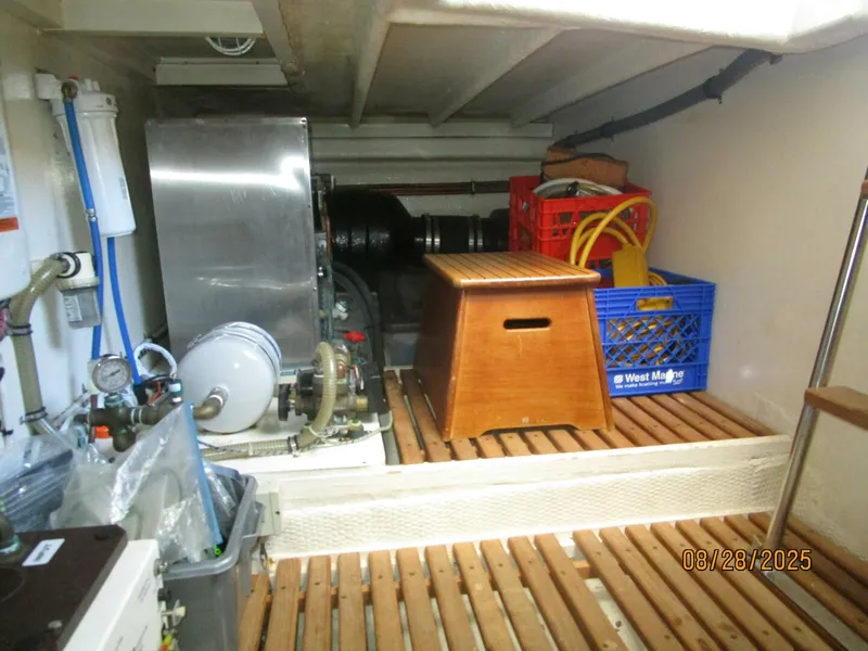 Slide: The Image of 42' Grand Banks lazarette starboard - 5615571