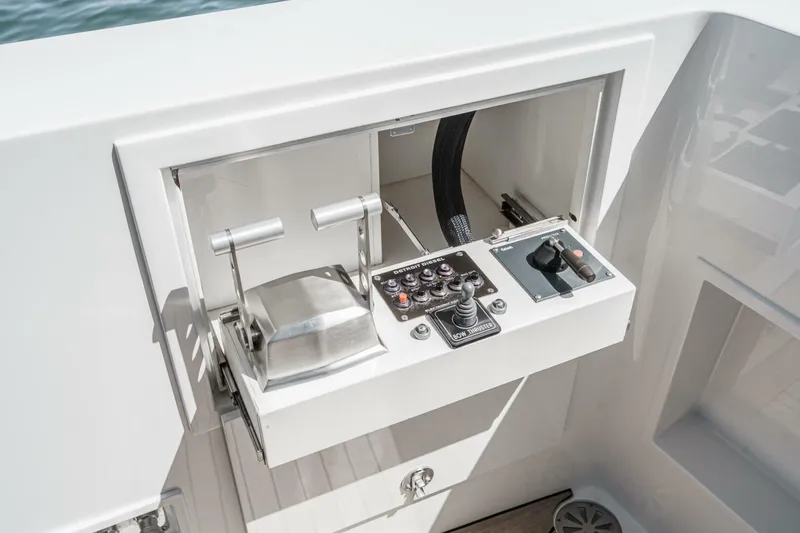 Slide: The Image of North Coast Raised Pilothouse 1999/2024 1999 - 5606629