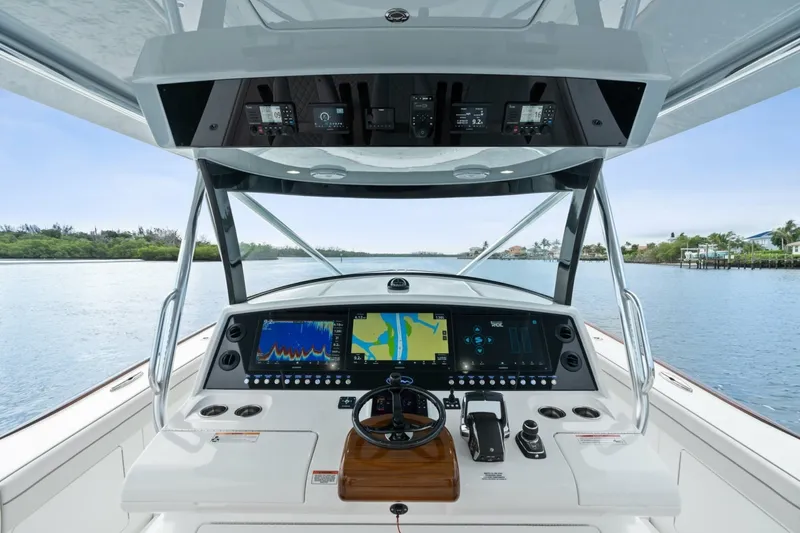 Slide: The Image of Valhalla Boatworks V-46 2027 - 7653441