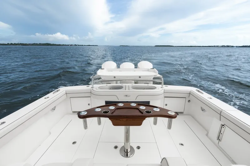Slide: The Image of Valhalla Boatworks V-46 2027 - 7404833