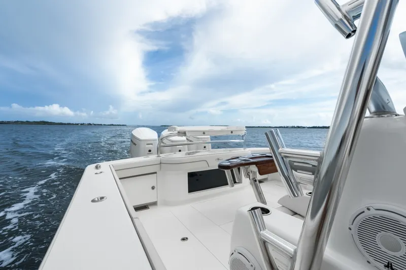 Slide: The Image of Valhalla Boatworks V-46 2027 - 7404832