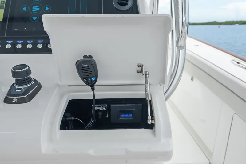 Slide: The Image of Valhalla Boatworks V-46 2027 - 7404844