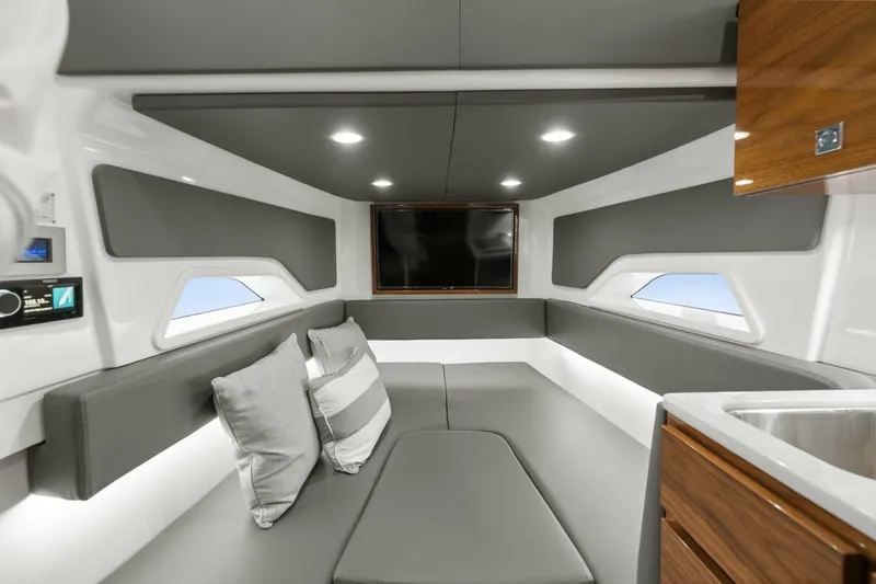 Slide: The Image of Valhalla Boatworks V-46 2027 - 7653463