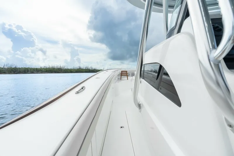 Slide: The Image of Valhalla Boatworks V-46 2027 - 7653451